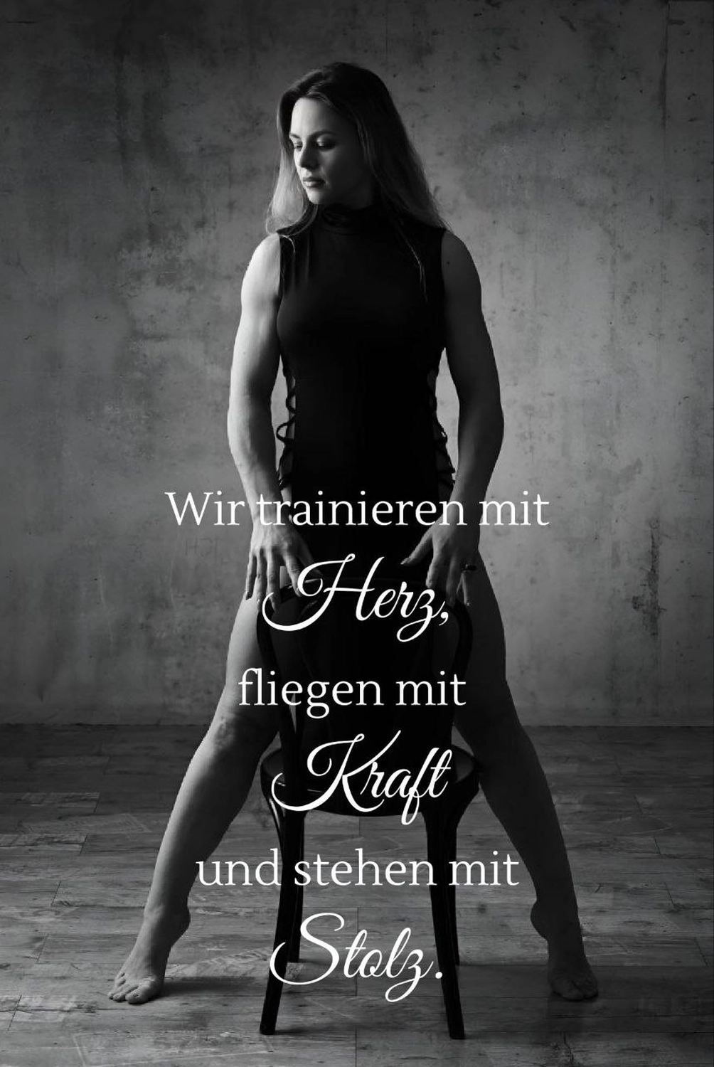  Mädchen tanzen von Pole Dance Lahr 